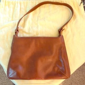 Reaction - Kenneth Cole leather purse